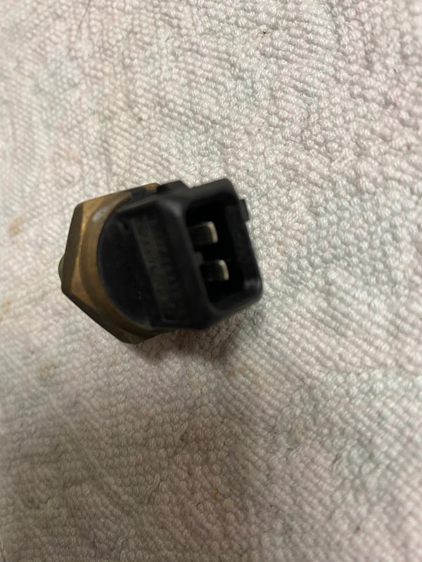 BMW E90 coolant temperature sensor oem 0611 Engine & Engine Parts