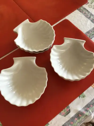 6 plat forme de coquille,très propre, View more