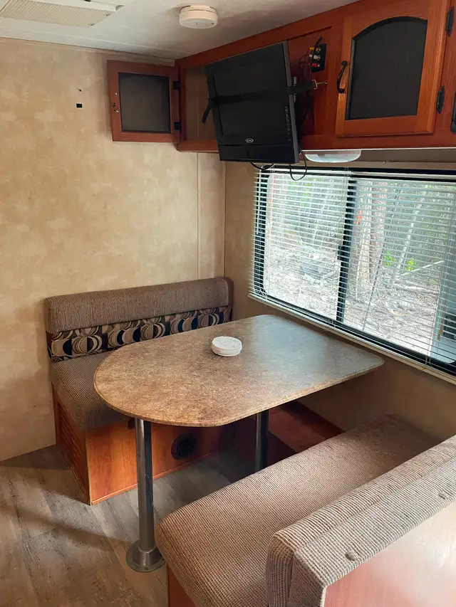 Travel trailer in Travel Trailers & Campers in 100 Mile House - Image 3