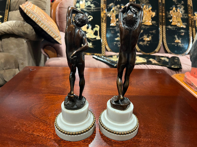 2 Handcrafted Bronze Marble Sculpture 27CM Figure Man & Woman dans Art et objets de collection  à Longueuil/Rive Sud - Image 2