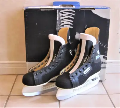 Bauer Charger Jr. Hockey Skates 3 D Width New Condition In Box, View more