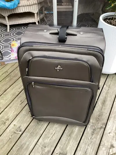 28” Atlantic Luggage, View more