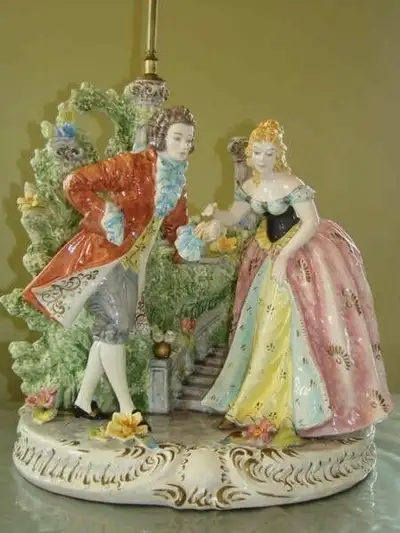 antique lampe porcelain capodimonte  victorien statue vers 1940, View more