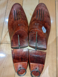Size 9 men vintage heavy wooden shoe tree form shaper pusher