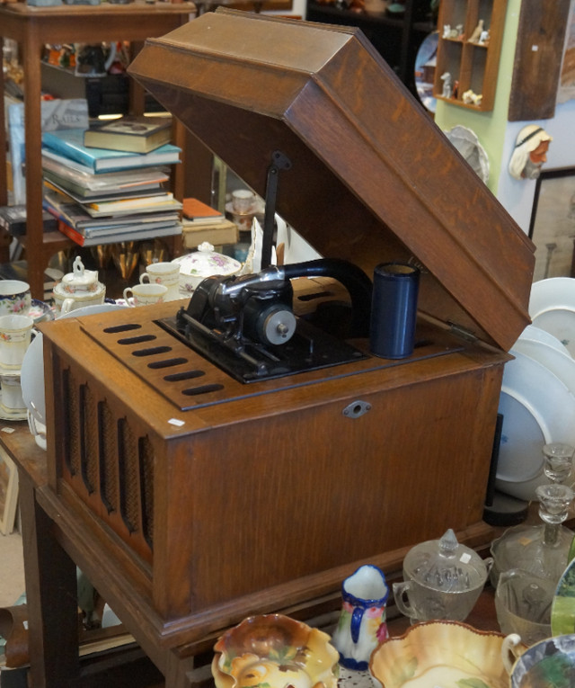 Edison Amberola Cylinder Record Player in Arts & Collectibles in Owen Sound