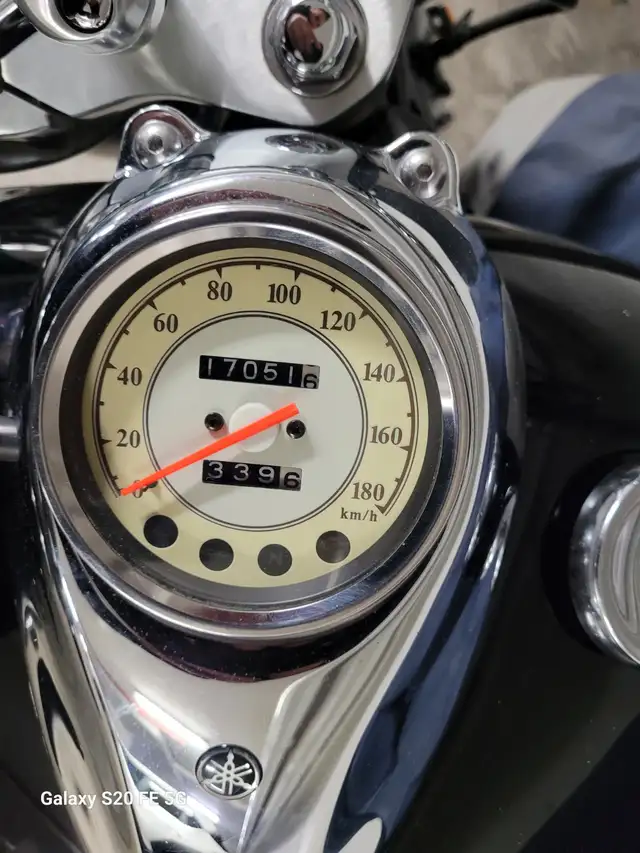 2001 Yamaha V-Star Classic for Sale in Street, Cruisers & Choppers in City of Toronto - Image 6