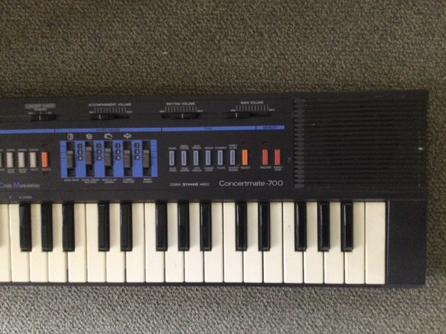 Realistic-Concert Mate 700 Electronic keyboard -1980's WORKS! in Pianos & Keyboards in Muskoka - Image 3