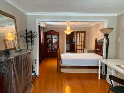Large room at kennedy and steels