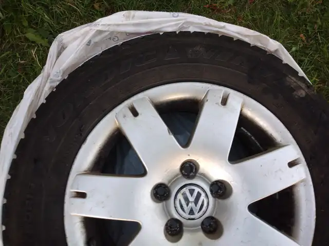 VW Winter Tires On Rims 225/60/16 in Tires & Rims in Oakville / Halton Region - Image 6