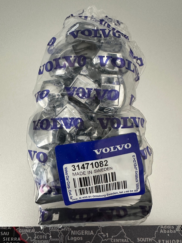 Volvo bolt caps for XC90/S90 in Tires & Rims in Oakville / Halton Region