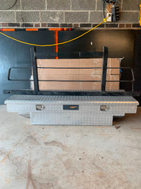 Truck  back rack  and. Aluminum truck box