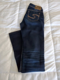 Silver jeans suki mid straight 26 waist 34inseam