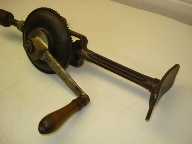 Antique Ratcheting Yankee No 1555 Breast Drill in Arts & Collectibles in Mississauga / Peel Region - Image 4