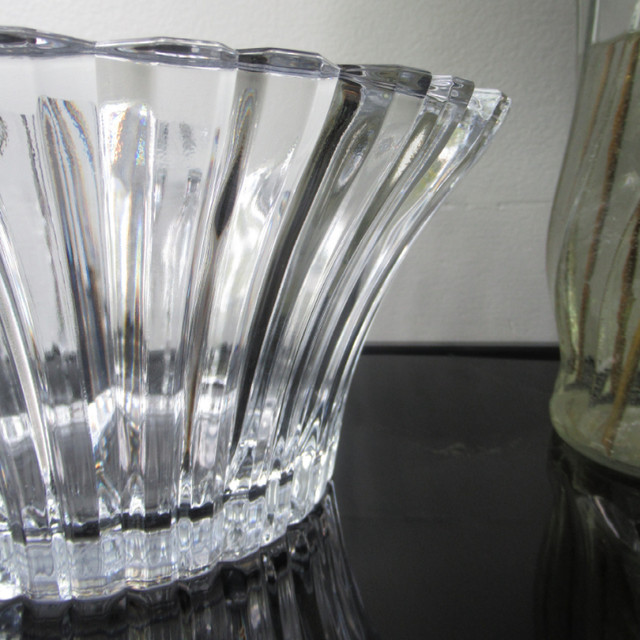 Crystal Fruit Bowl Balmore by Studio Nova, Japan 1995 in Arts & Collectibles in Prince George - Image 4