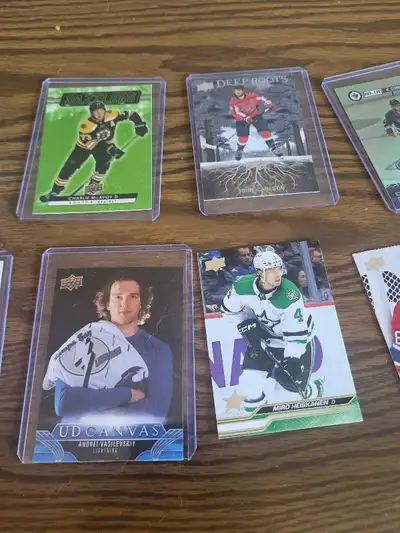 lot de 47 carte hockey upper deck serie 2 2023-2024, View more