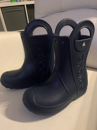 Crocs rain boots - toddler size 11