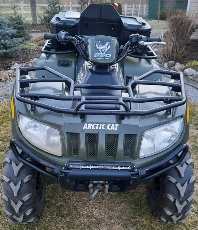 05 ARCTIC CAT 650 V2 in ATVs in Kelowna - Image 2