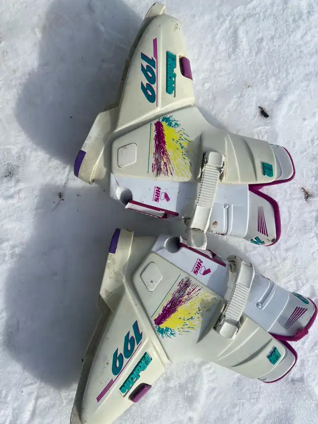 Woman’s  Ski pkg in Ski in Oshawa / Durham Region - Image 8