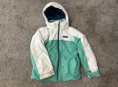 Girls PATAGONIA winter Jacket , View more