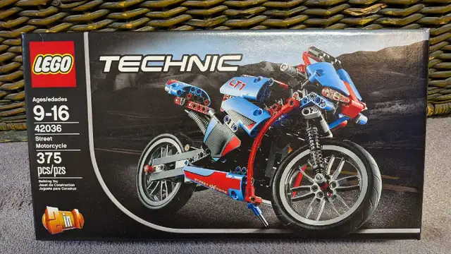 Lego Street Motorcycle 42036 in Toys & Games in Ottawa - Image 6