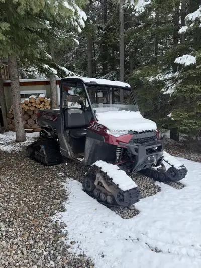 2021 Polaris Ranger XP1000 premium side by side with tires and tracks. 7146 miles, 772 hours. New ba...