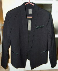 NEW Womens Tuxedo Blazer Size Small