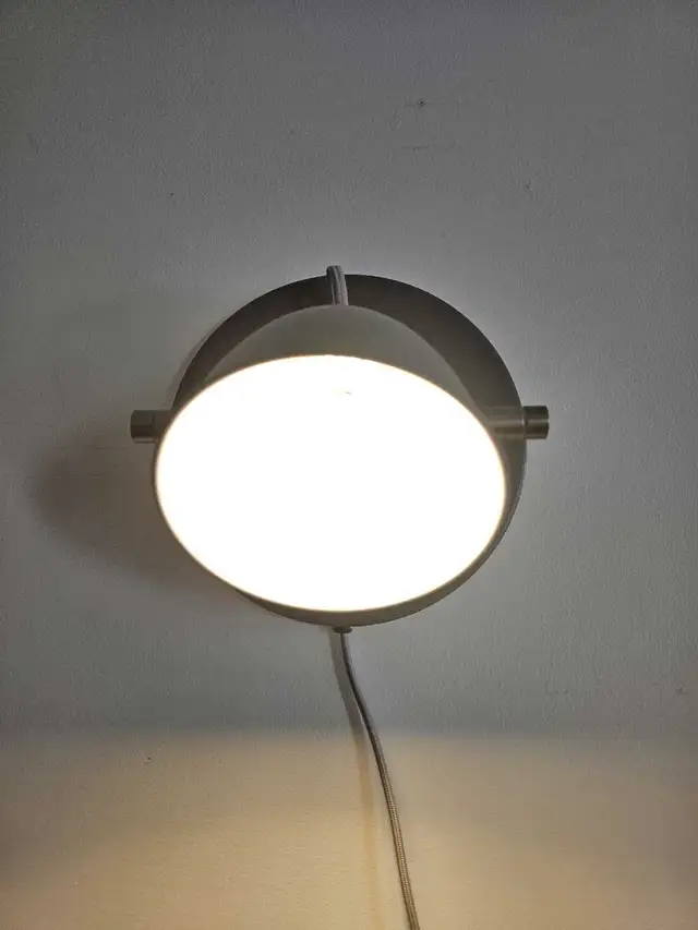 Lampe de mur "Article" / "Article" wall lamp (sconce) in Indoor Lighting & Fans in City of Montréal - Image 9