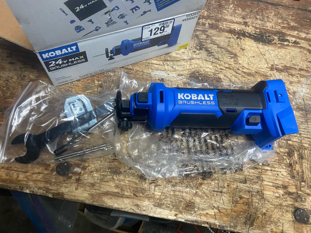Kobalt drywall cut out tool in Power Tools in Edmonton - Image 2