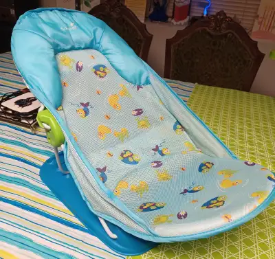 SUMMER DELUXE BABY FOLDING BATH SLING, View more