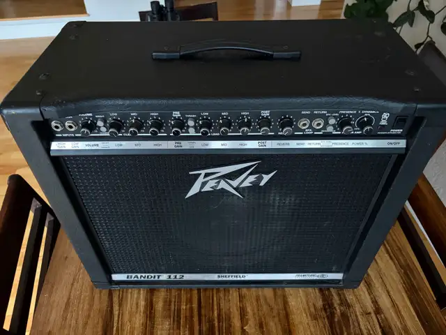 Peavey Bandit 112 Sheffield Silver Stripe in Amps & Pedals in Ottawa - Image 3