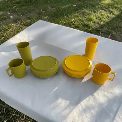 Tupperware vintage vert avocat jaune – bols, verres, tasses, View more