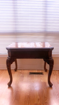 Side Table - Victorian/Baroque Style - Solid Wood