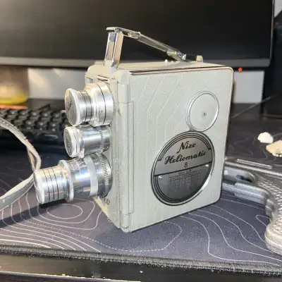 Nizo Heliomatic 8 1950s camera working and great condition, View more