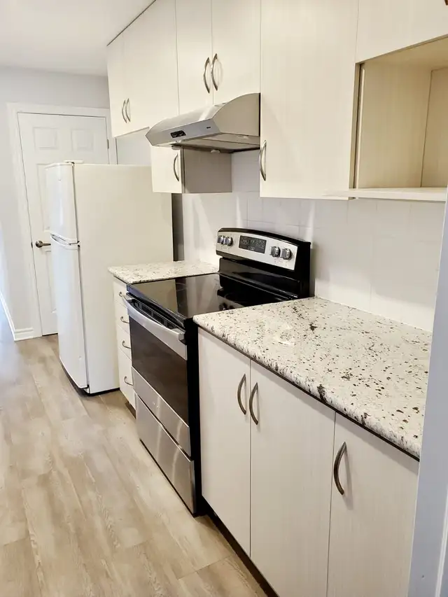 Queen’s students -May 01,2026 to April 30,2027- new 5 bedroom63793633237121122