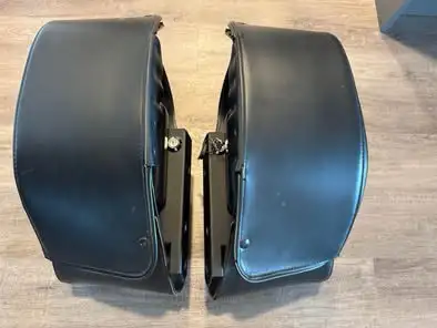 Motorcycle Saddle Bags in Motorcycle Parts & Accessories in Red Deer - Image 7