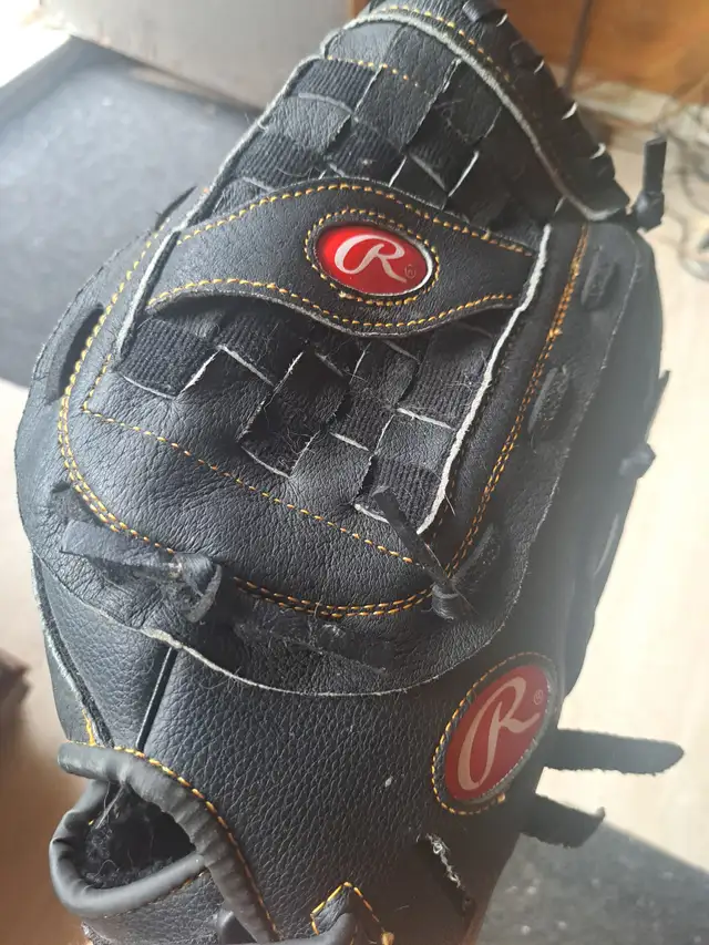 Rawlings Baseball Glove 14 Inch  PM1400B Playmaker Series New in Baseball & Softball in City of Toronto - Image 4