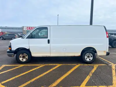 2012 GMC Savana 2500 - Safety Inspected till Oct 2027 Selling my 2012 GMC Savana 2500 cargo van. The...