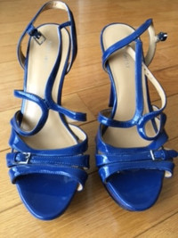 Chaussures talons aiguilles bleues