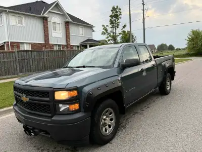 Selling 2014 pickup truck because upgrading for a newer model runs and drives great no issues.mostly...