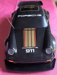 COLLECTIBLE VINTAGE 1985 NIKKO PORSCHE 911 TURBO R/C CAR - RARE
