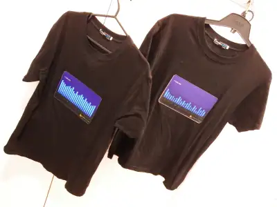 Size: Small Déguisement d'Halloween Allume avec la music T-Shirt, View more