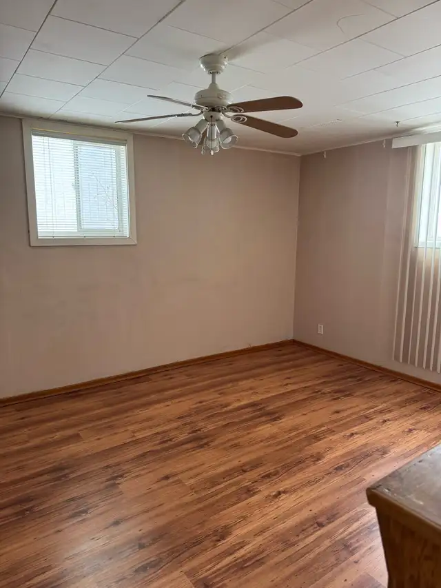 Basement Suite  For Rent