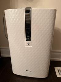 BRAND NEW Sharp purifier KC-850U Air cleaner with Humidification