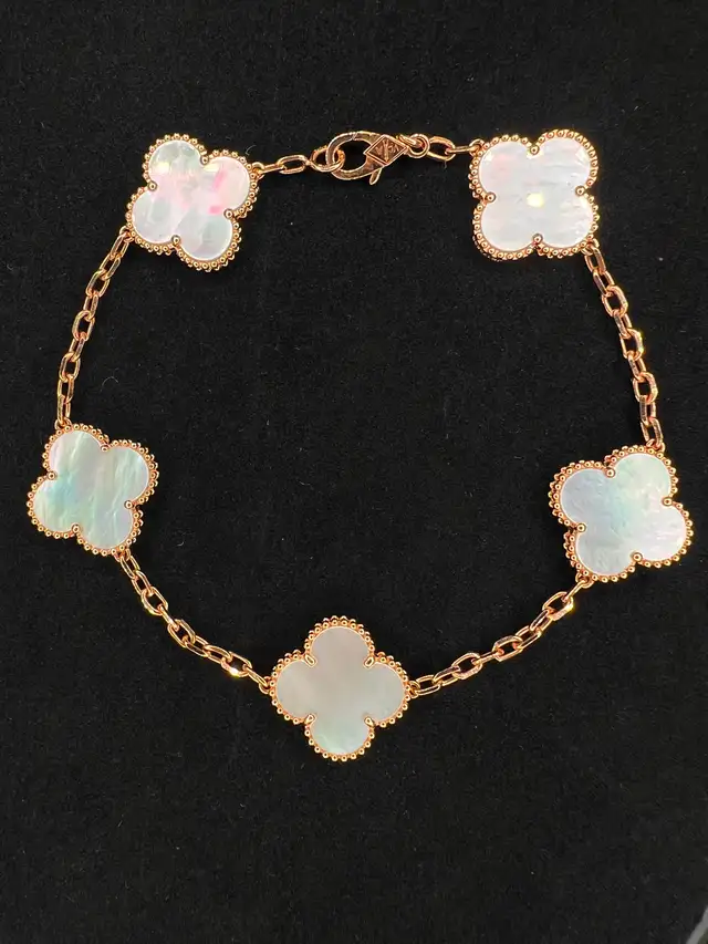 Van Cleef & Arpels, Bracelet, Mother-of-pearl63235093675779122