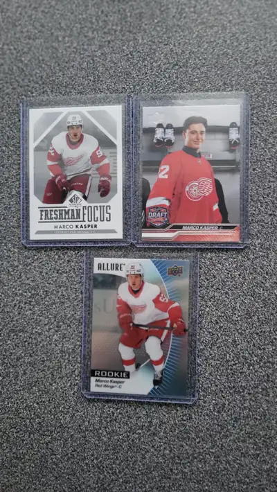 Detroit Red Wings Marco Kasper 3 Carte Hockey Card, View more