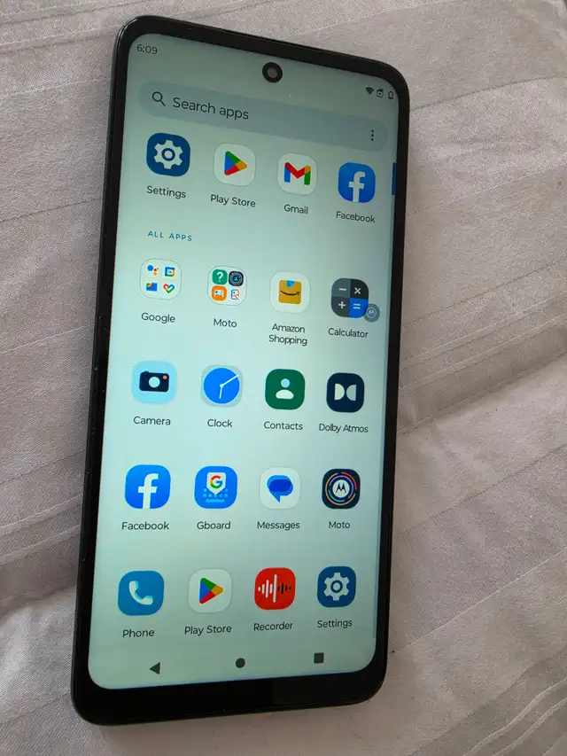 **CELL PHONE ****MOTOROLA - MOTO 5G (THINKSHIELD) ***64GB - in Cell Phones in Markham / York Region - Image 5