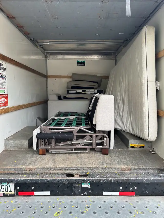 CHEAP AND PROFESSIONAL MOVERS.62863246463875124