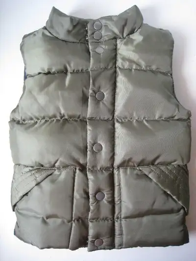 Joe Fresh Toddler Vest Size 3T, View more