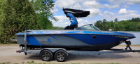 2015 Centurion FS33 Wakeboat