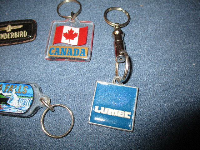 LOT OF 4 KEYCHAINS-THUNDERBIRD-NIAGARA FALLS-CDA-LUMEC-VINTAGE! dans Art et objets de collection  à Laval/Rive Nord - Image 3